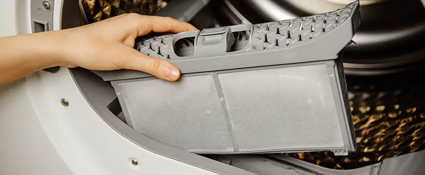 Signs Of A Clogged Dryer Lint Trap in League City, Texas