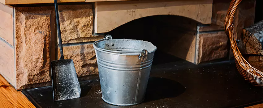 Clean The Fireplace Mantle And Hearth in League City, Texas